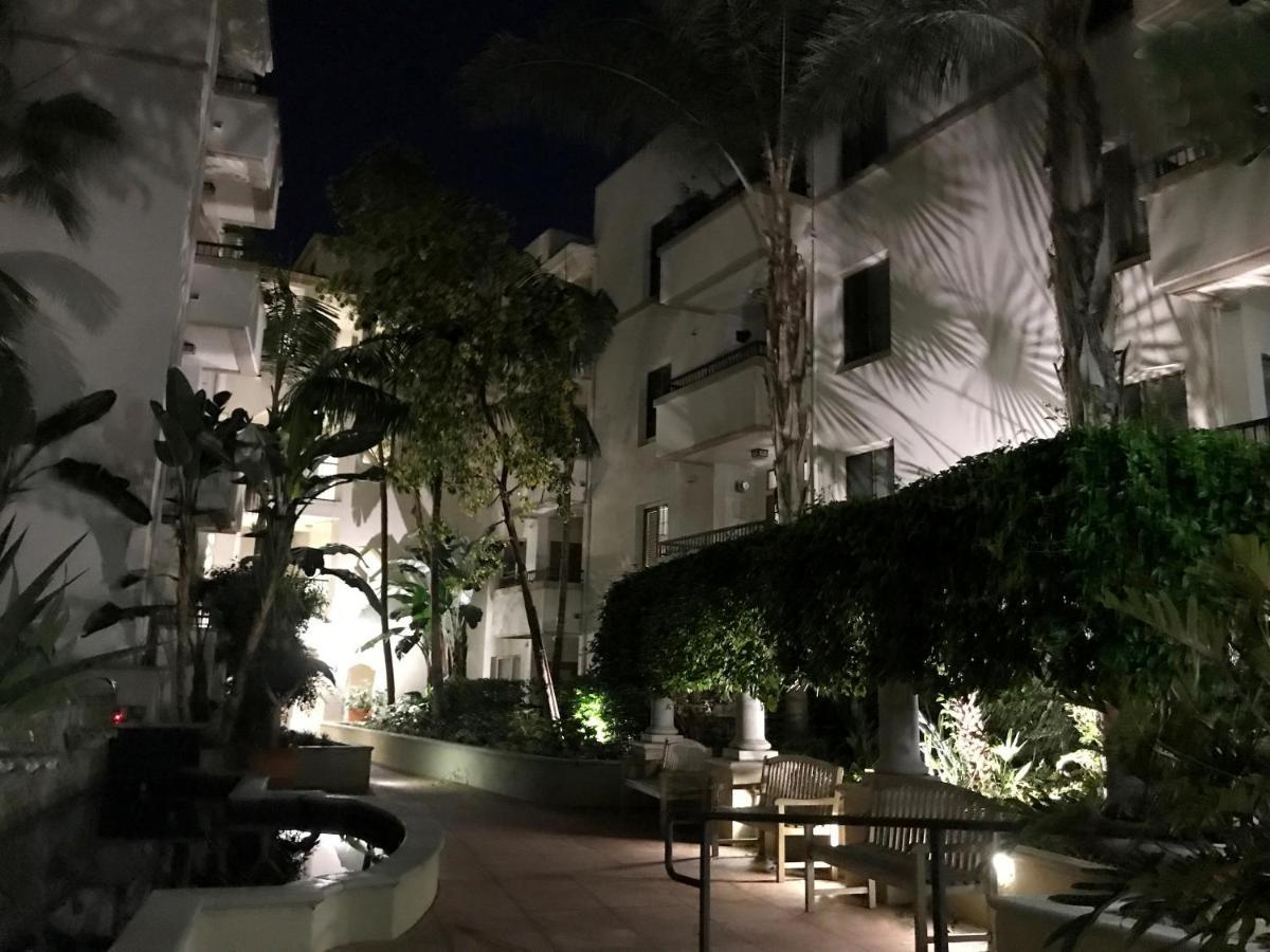 "Resort Style Amenities Walk To Ucla" W Pool & Parking B2 Лос-Анджелес Экстерьер фото